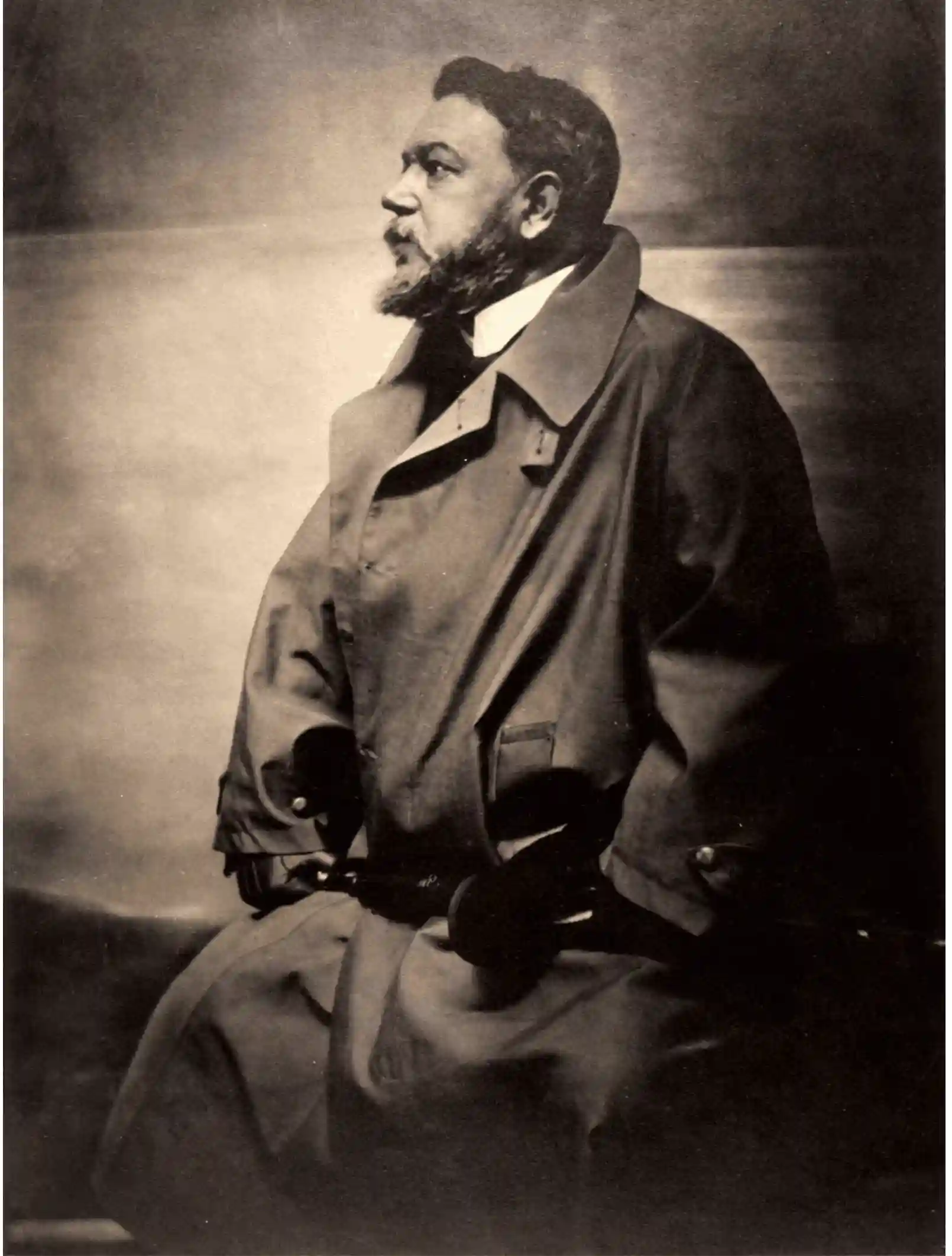 Gertrude Kasebier photo of Joaquin Sorolla, 1908